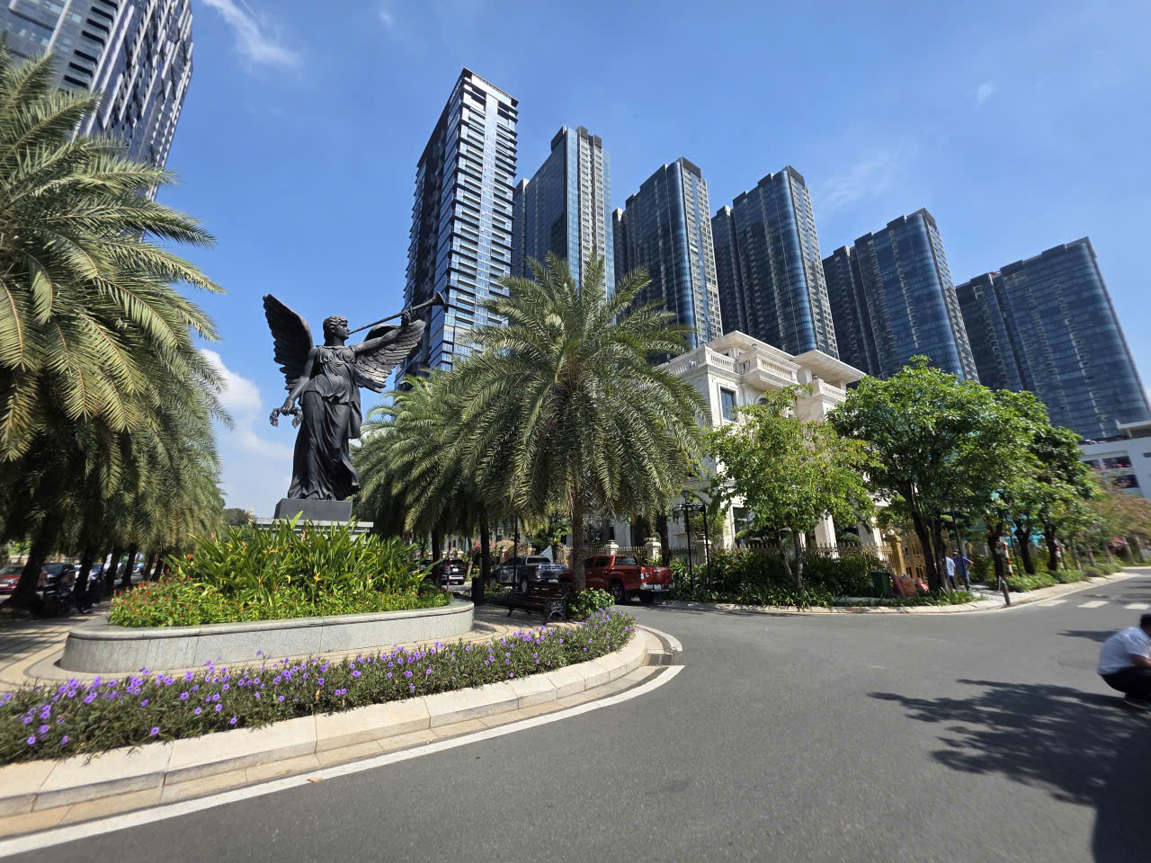 biệt thự vinhome golden river ba son