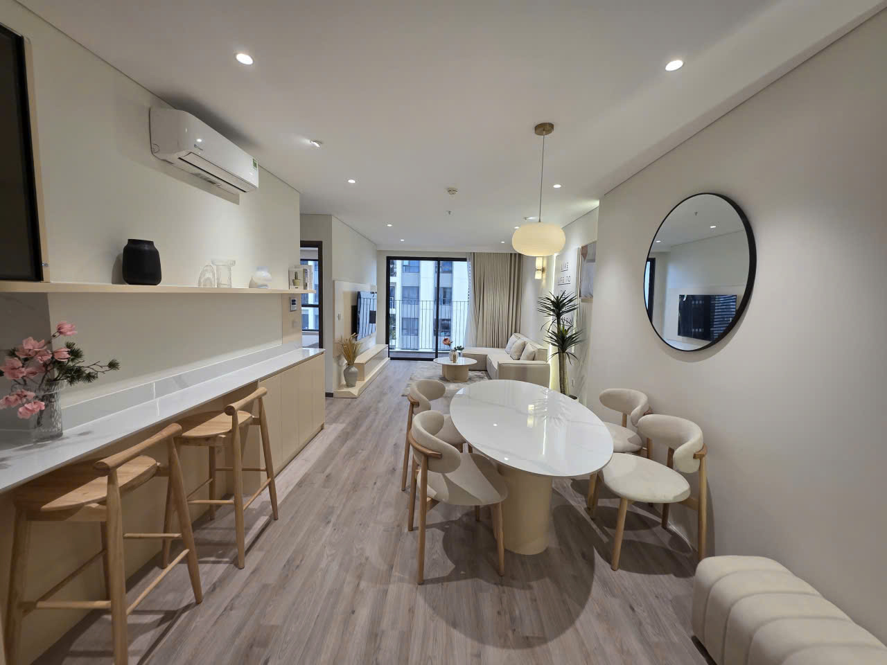 Cho Thuê Lưu Trú Ngắn Ngày The Grand Manhattan Quận 1